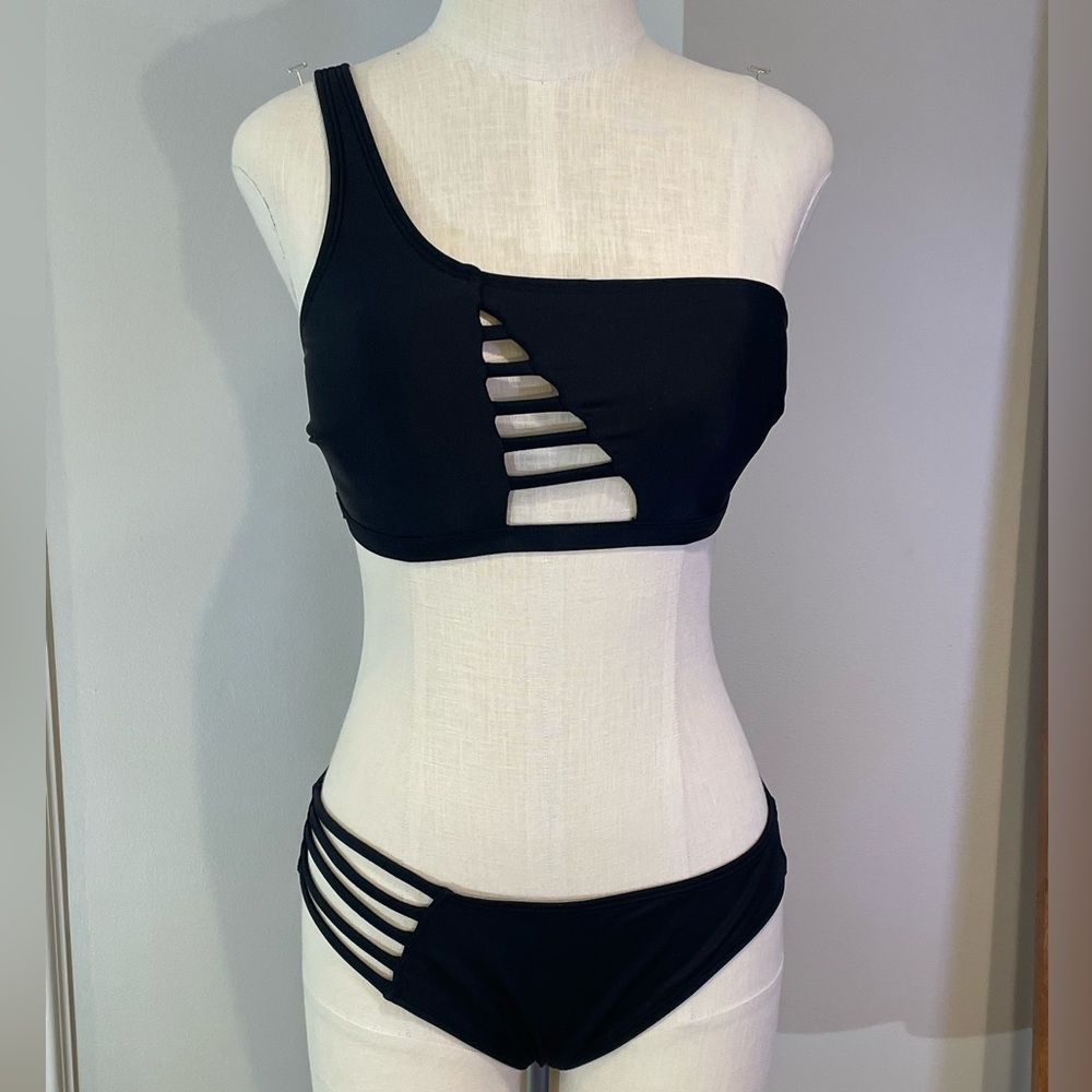 Adore Me bikini set